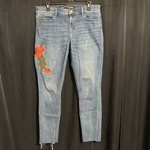 Express Jeans Ankle Leggings Mid Rise Med Wash Embroidered Floral Distressed 12